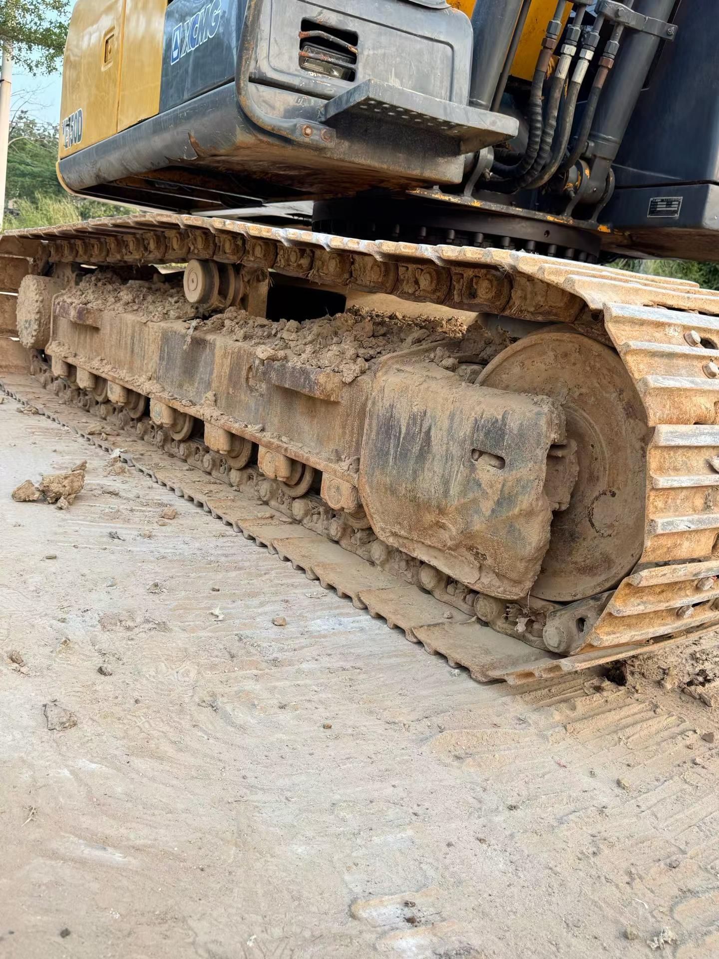Buy XCMG XE150 Used Excavator / 5
