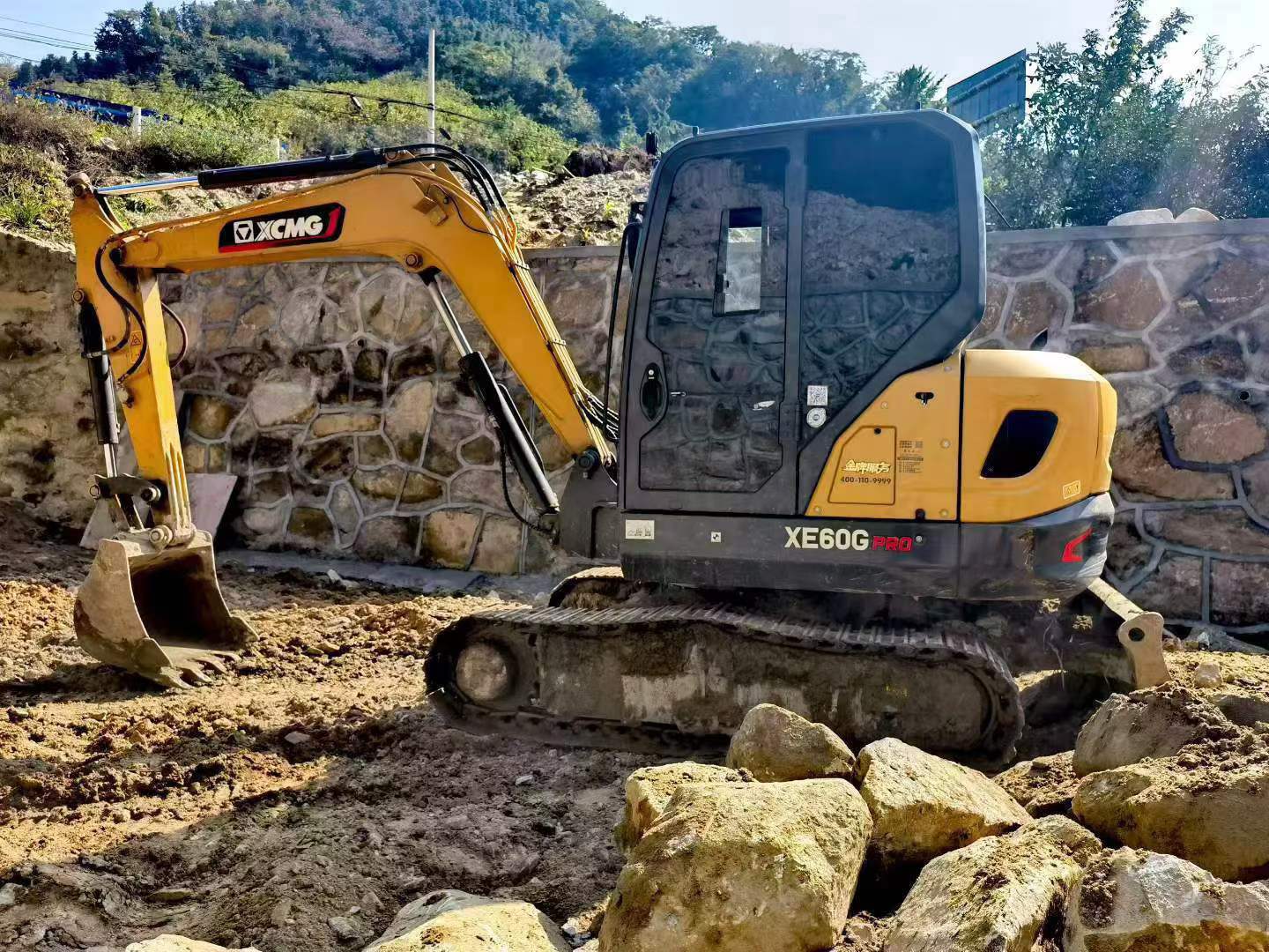 Buy XCMG XE60 Used Excavator / 3