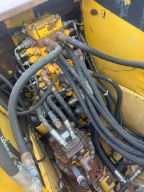 Buy Komatsu PC130-7 Used Excavator / 5 Buy Komatsu PC130-7 Used Excavator / 5