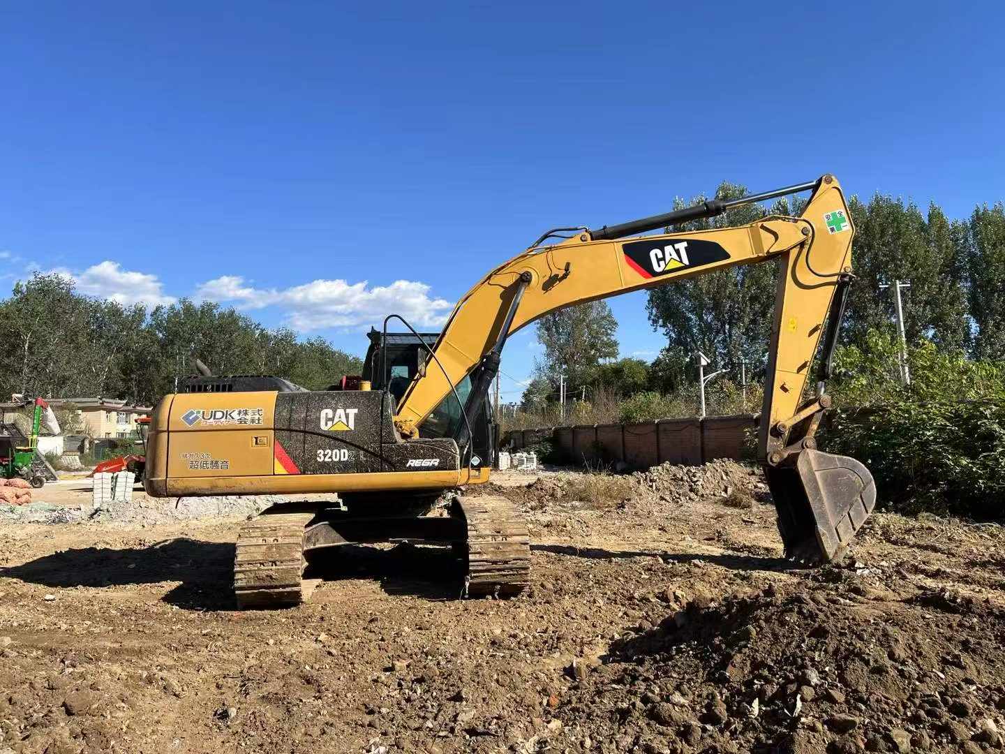 Buy Caterpillar 320A Used Excavator / 4