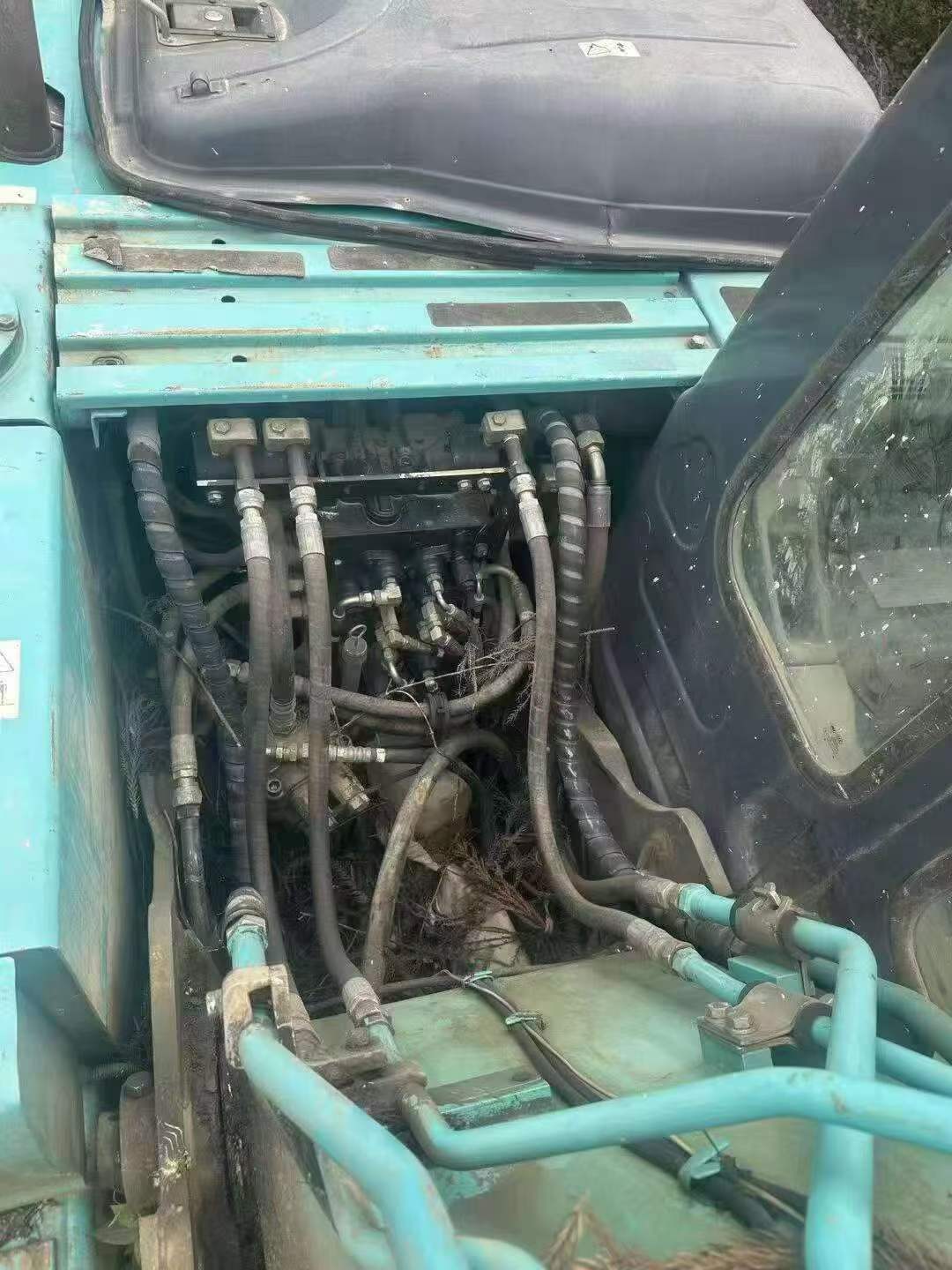 Buy Kobelco SK140 Used Excavator / 3 Buy Kobelco SK140 Used Excavator / 3