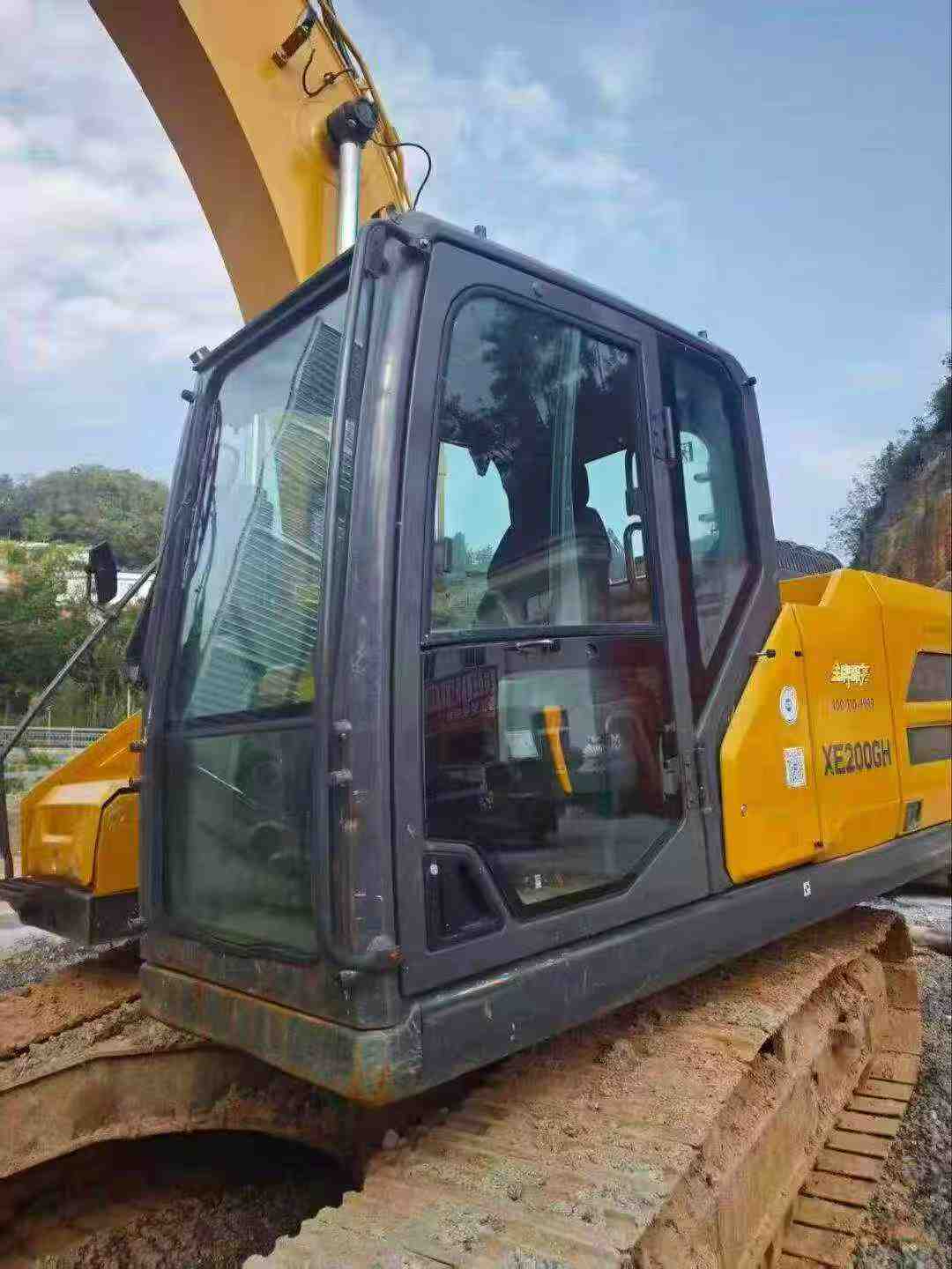 Buy XCMG XE200 Used Excavator / 4 Buy XCMG XE200 Used Excavator / 4