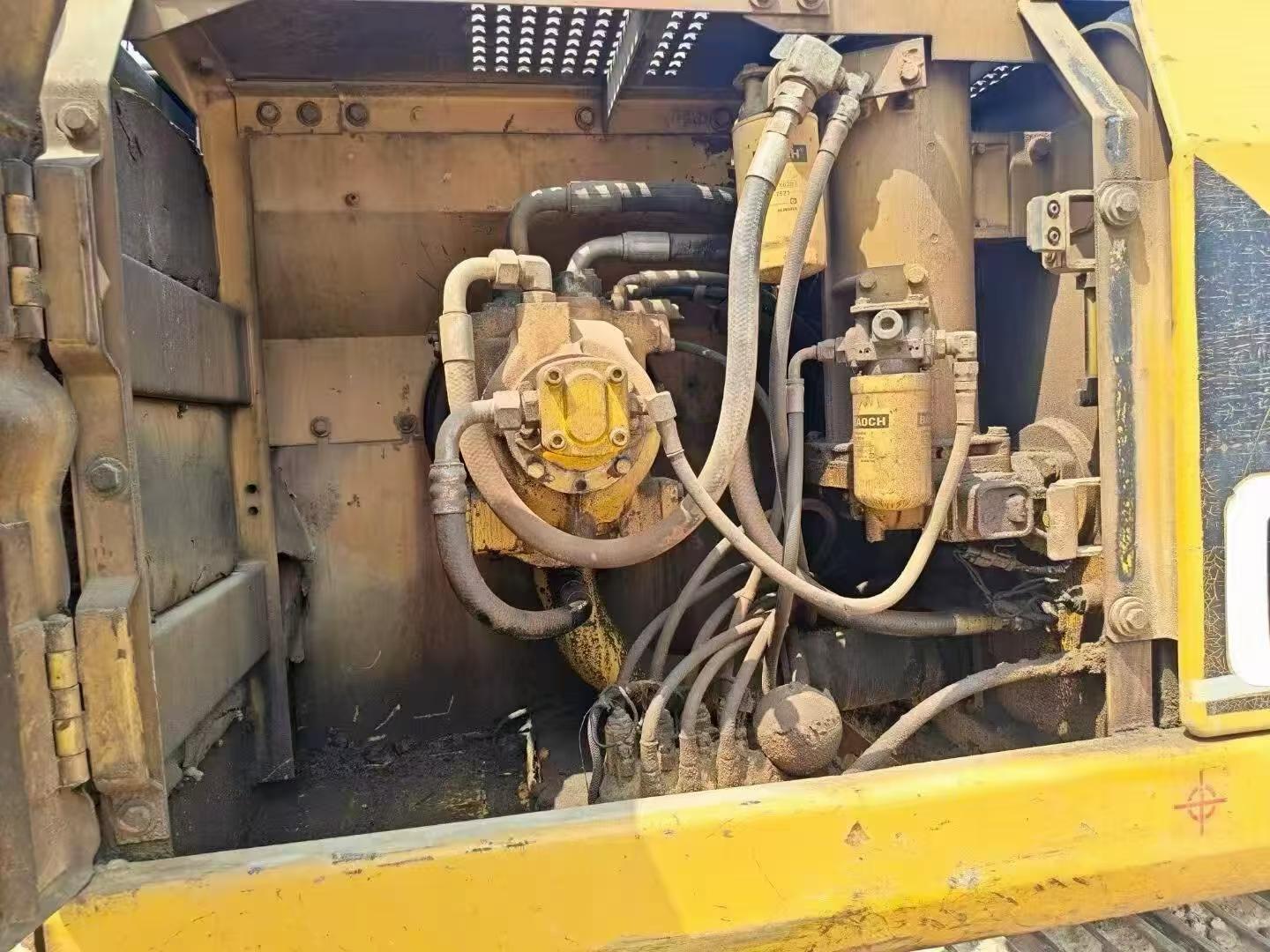 Buy Caterpillar 320B Used Excavator / 4 Buy Caterpillar 320B Used Excavator / 4
