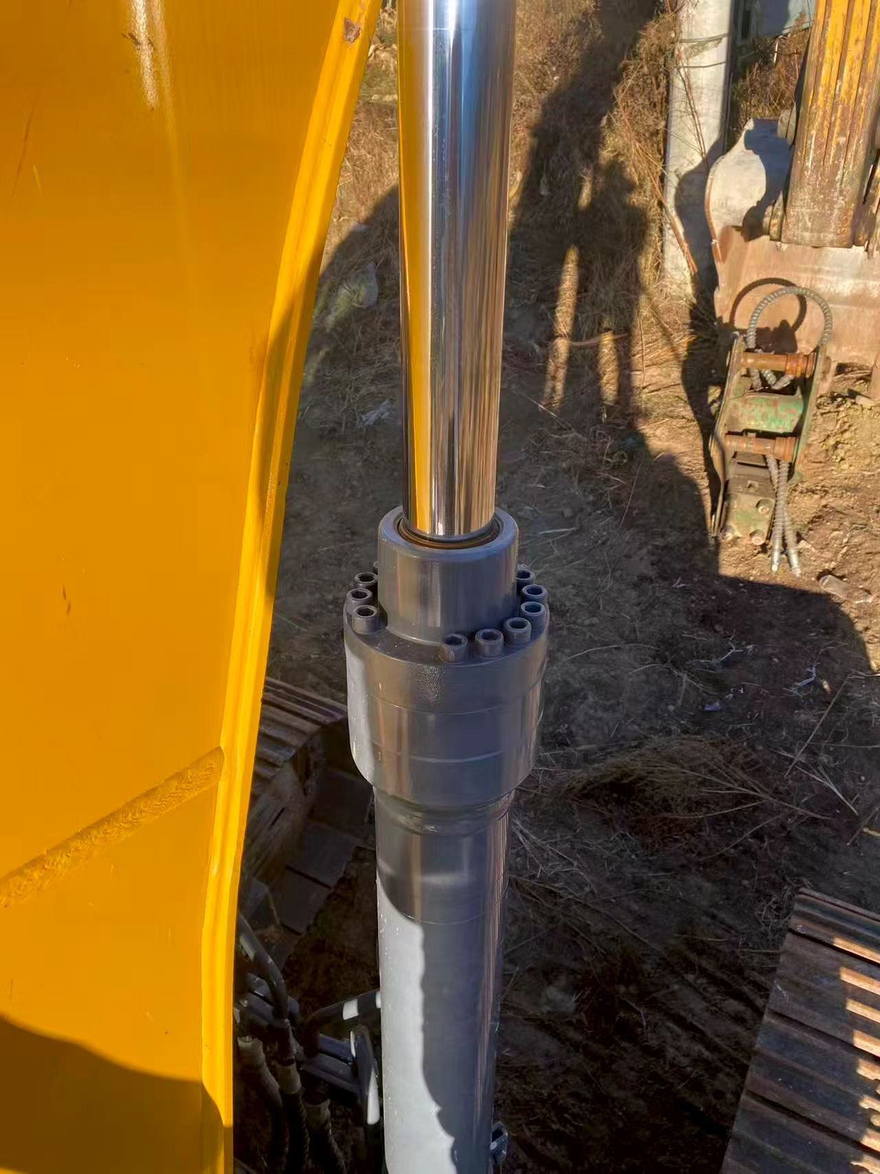 شراء حفارة XCMG XE155D مستعملة / 7