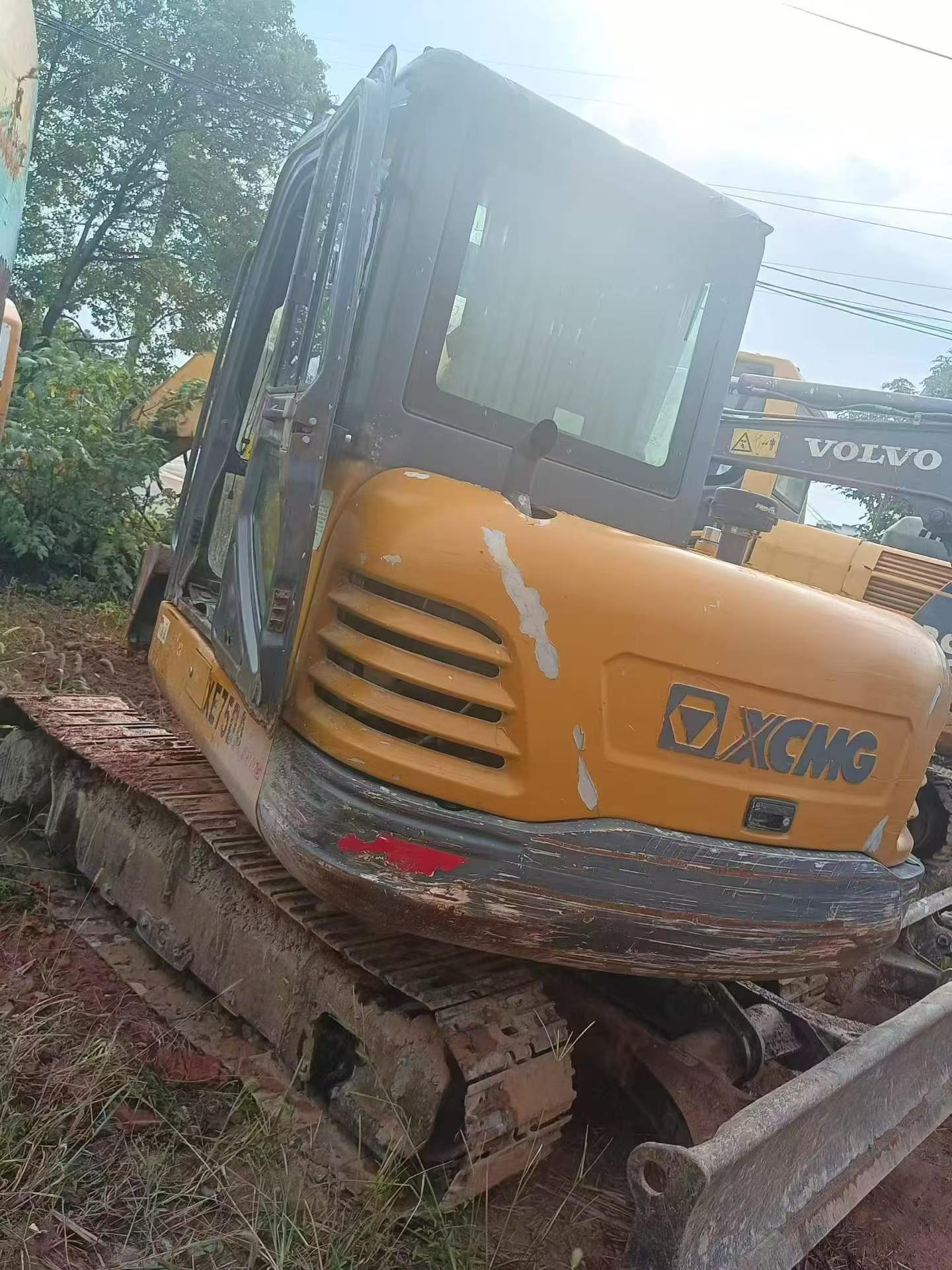 Buy XCMG XE60 Used Excavator / 1