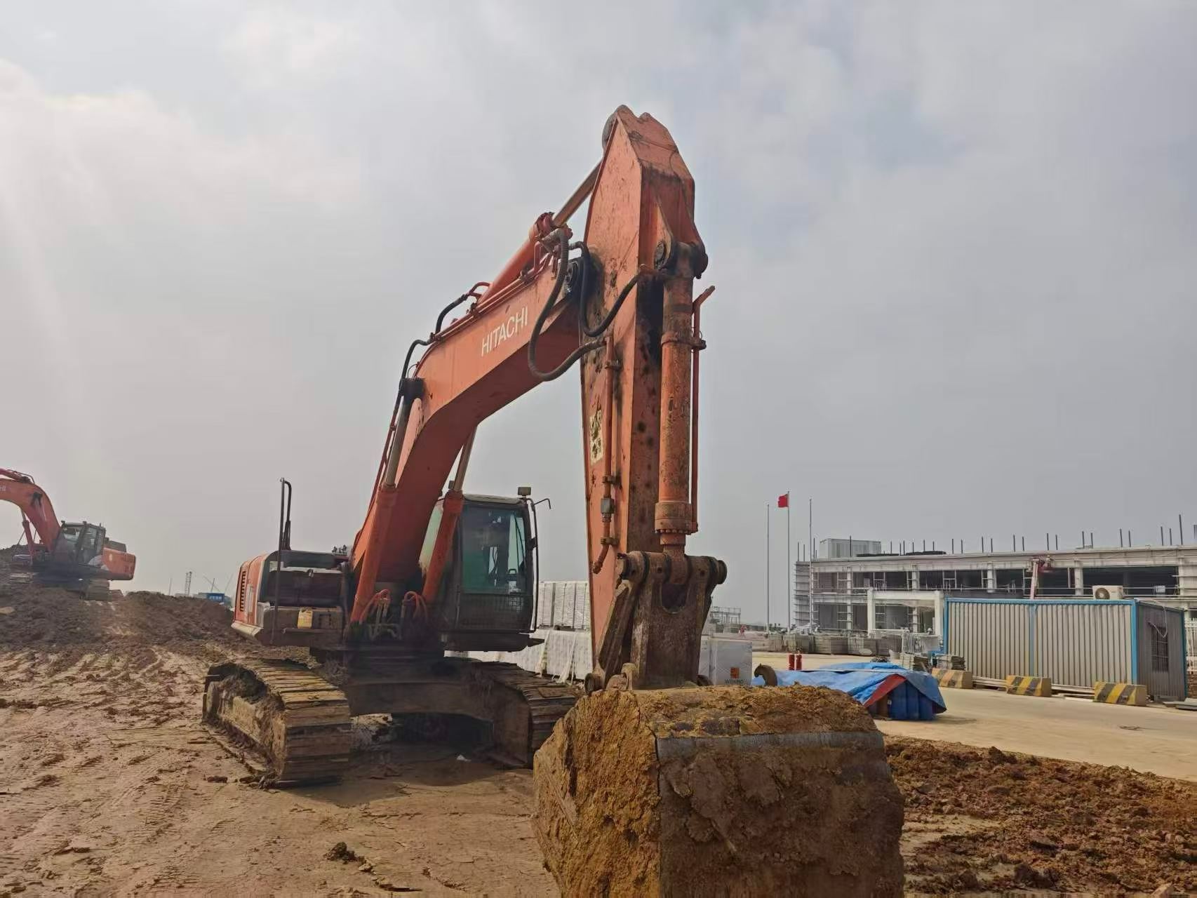 Купить Подержанный Экскаватор Hitachi EX360-5 / 2 Купить Подержанный Экскаватор Hitachi EX360-5 / 2