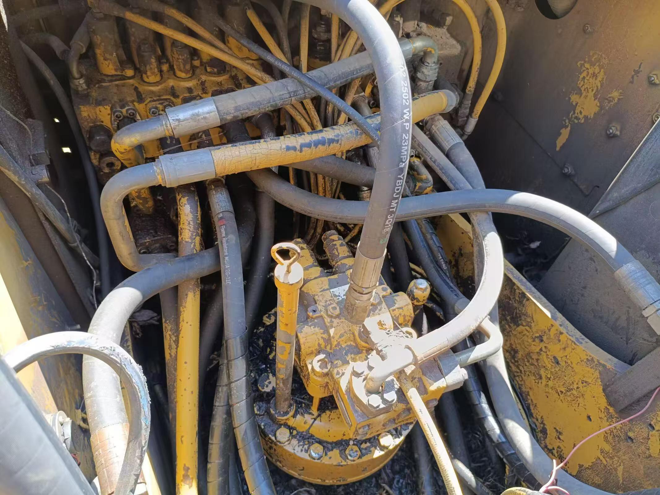 Buy Caterpillar 320D Used Excavator / 3 Buy Caterpillar 320D Used Excavator / 3