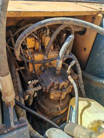 Buy Hyundai R215VS Used Excavator / 4 Buy Hyundai R215VS Used Excavator / 4