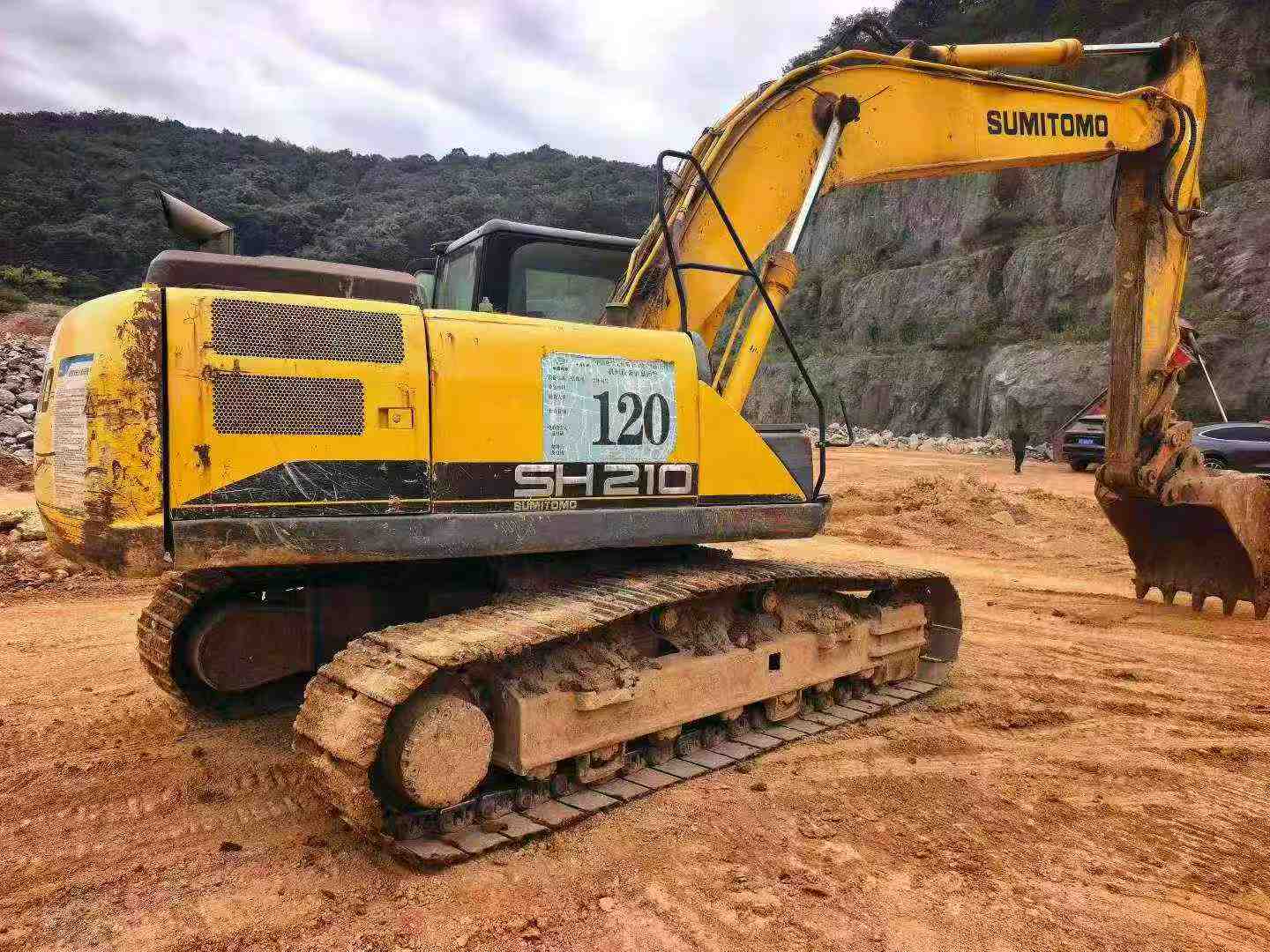 Buy Sumitomo SH210-5 Used Excavator / 3