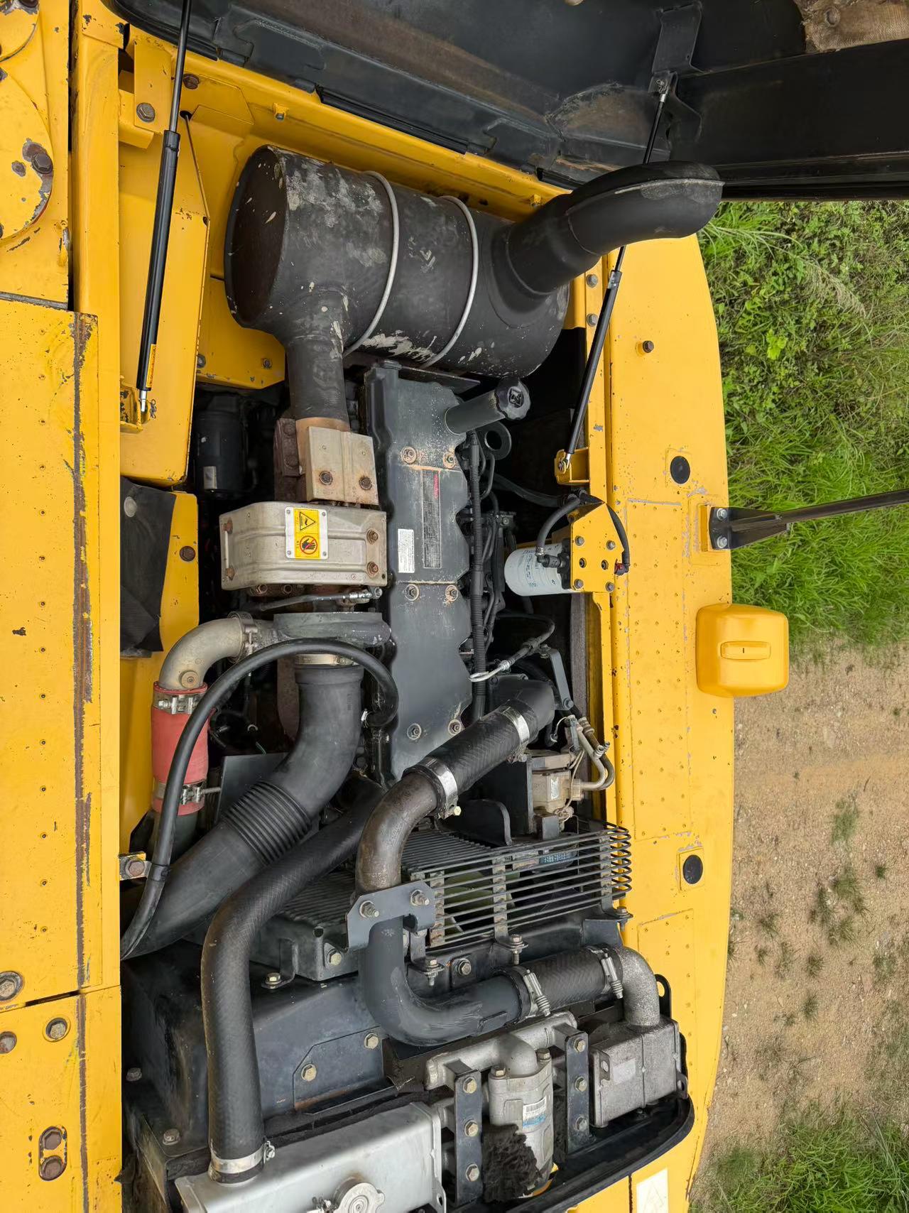 Buy Komatsu PC200-8N1 Used Excavator / 5 Buy Komatsu PC200-8N1 Used Excavator / 5
