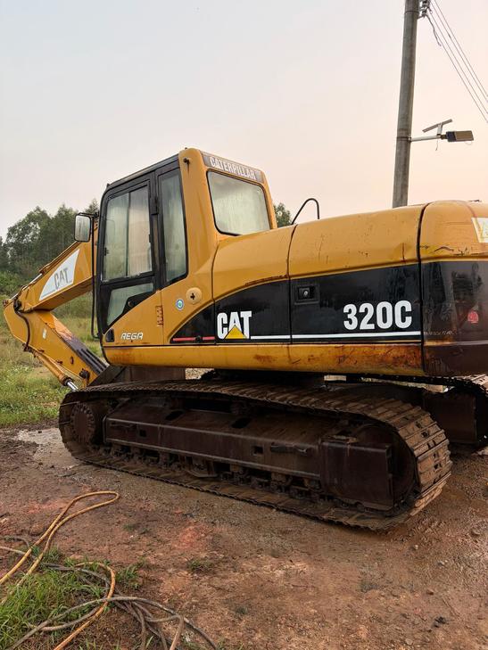 Buy Caterpillar 320C Used Excavator / 1