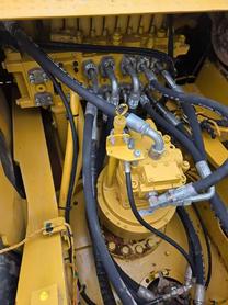 Buy Caterpillar 330B Used Excavator / 6 Buy Caterpillar 330B Used Excavator / 6