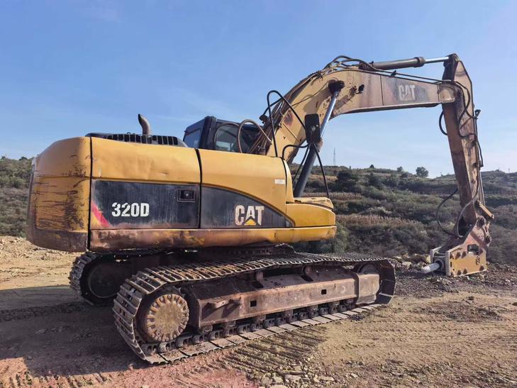 Buy Caterpillar 320D Used Excavator / 1