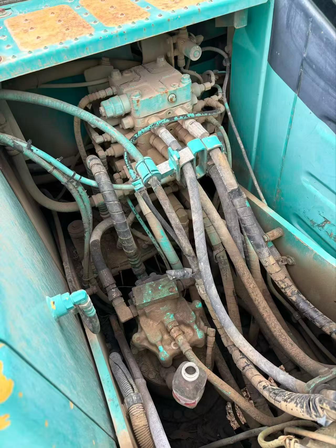 شراء حفارة Komatsu PC120-8 مستعملة / 4
