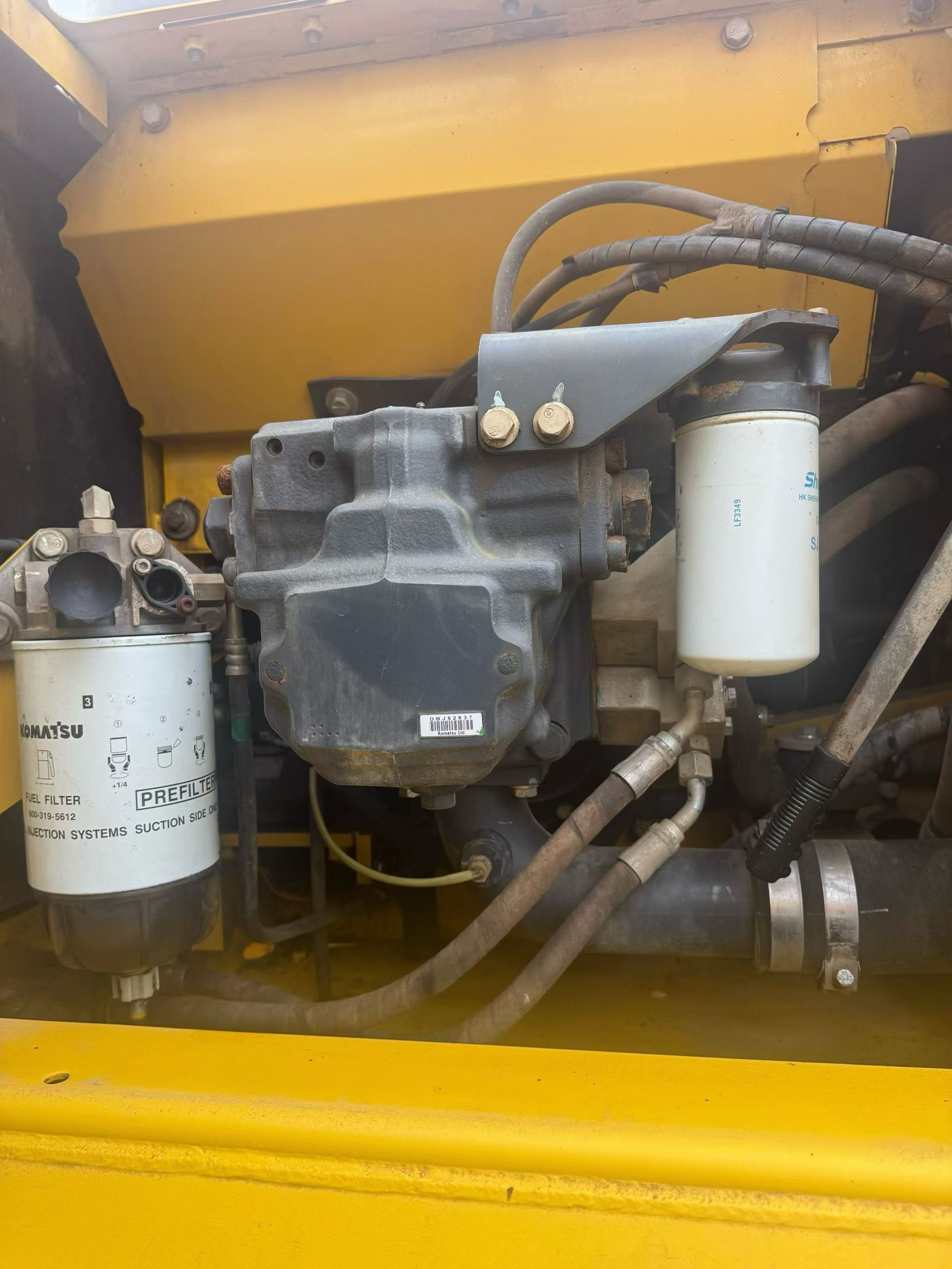 شراء حفارة Komatsu PC240-6 مستعملة / 7