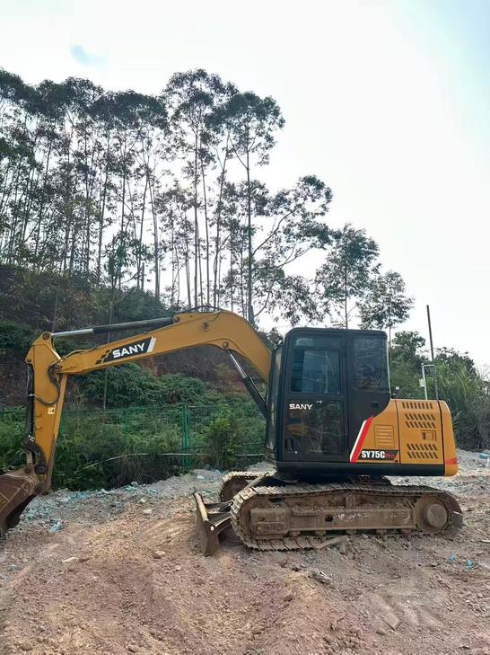 Buy Sany SY75 Used Excavator / 1