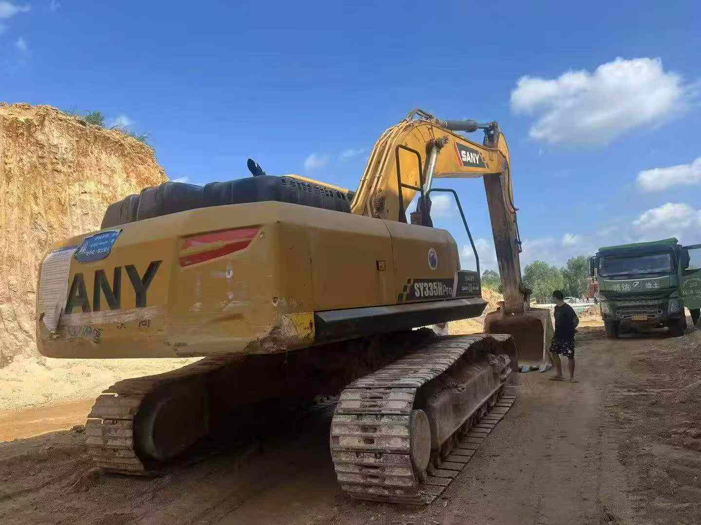 Buy Sany SY335C Used Excavator / 3 Buy Sany SY335C Used Excavator / 3