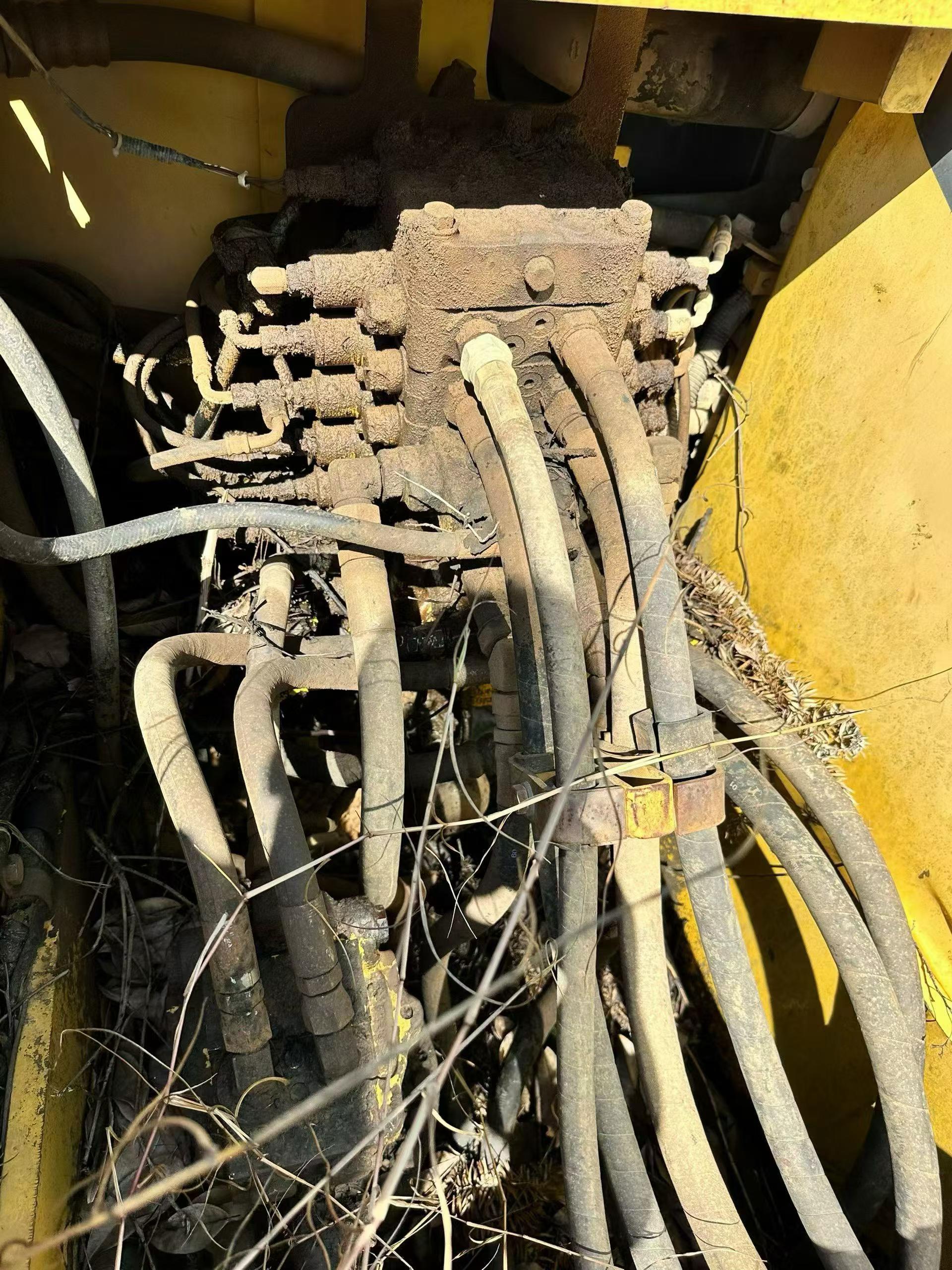 Buy Komatsu PC130-7 Used Excavator / 6