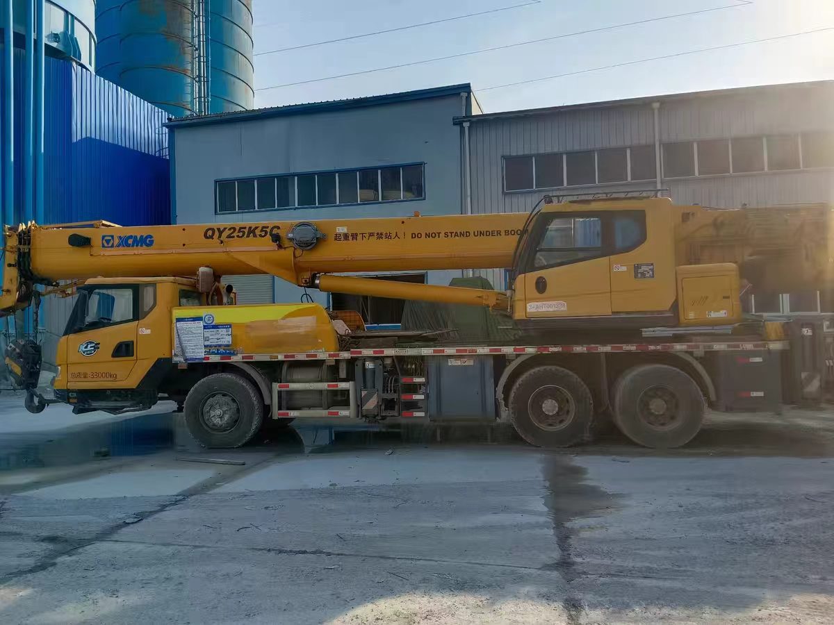 Buy XCMG Used Excavator / 2
