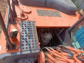 Buy Hitachi ZH200-5B Used Excavator / 8 Buy Hitachi ZH200-5B Used Excavator / 8
