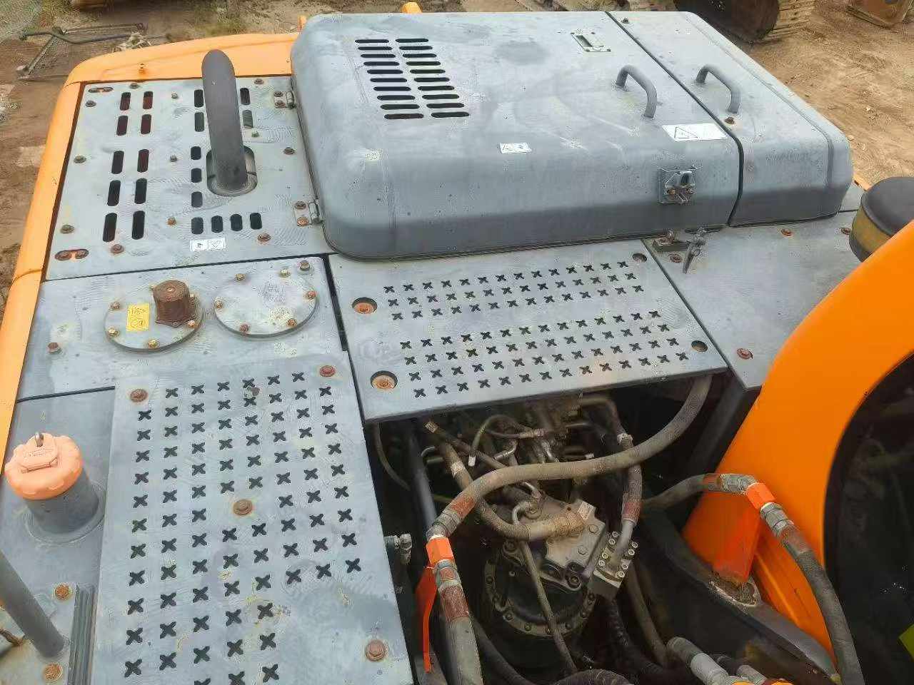 Buy Doosan DH215-9 Used Excavator / 6