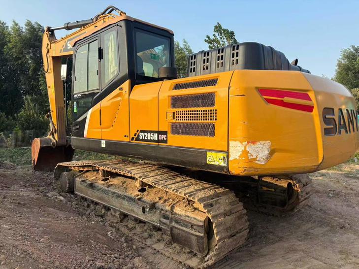 Buy Sany SY205H Used Excavator / 1