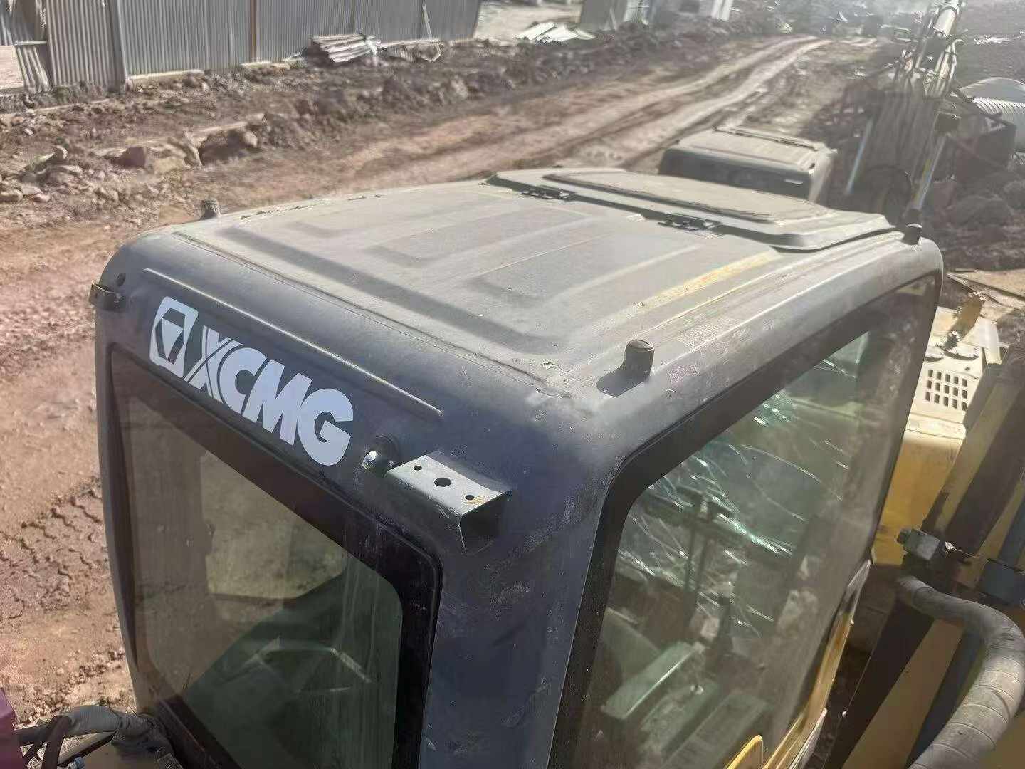 Buy XCMG XE200 Used Excavator / 4