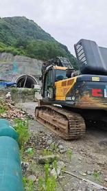 Buy Hyundai R350LVS Used Excavator / 4 Buy Hyundai R350LVS Used Excavator / 4