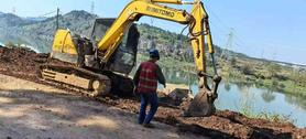 Buy Sumitomo SH80-6 Used Excavator / 2 Buy Sumitomo SH80-6 Used Excavator / 2