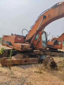 Buy Doosan DH225-7 Used Excavator / 4 Buy Doosan DH225-7 Used Excavator / 4