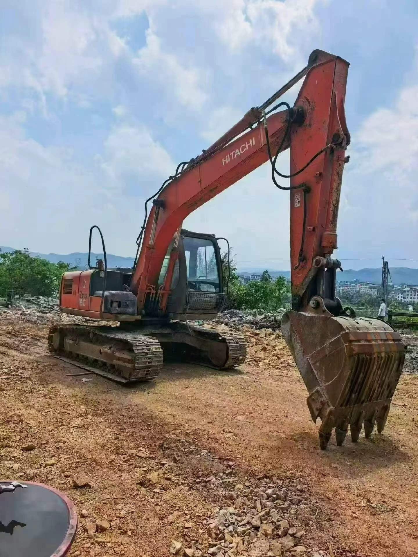 Buy Hitachi EX130 Used Excavator / 3