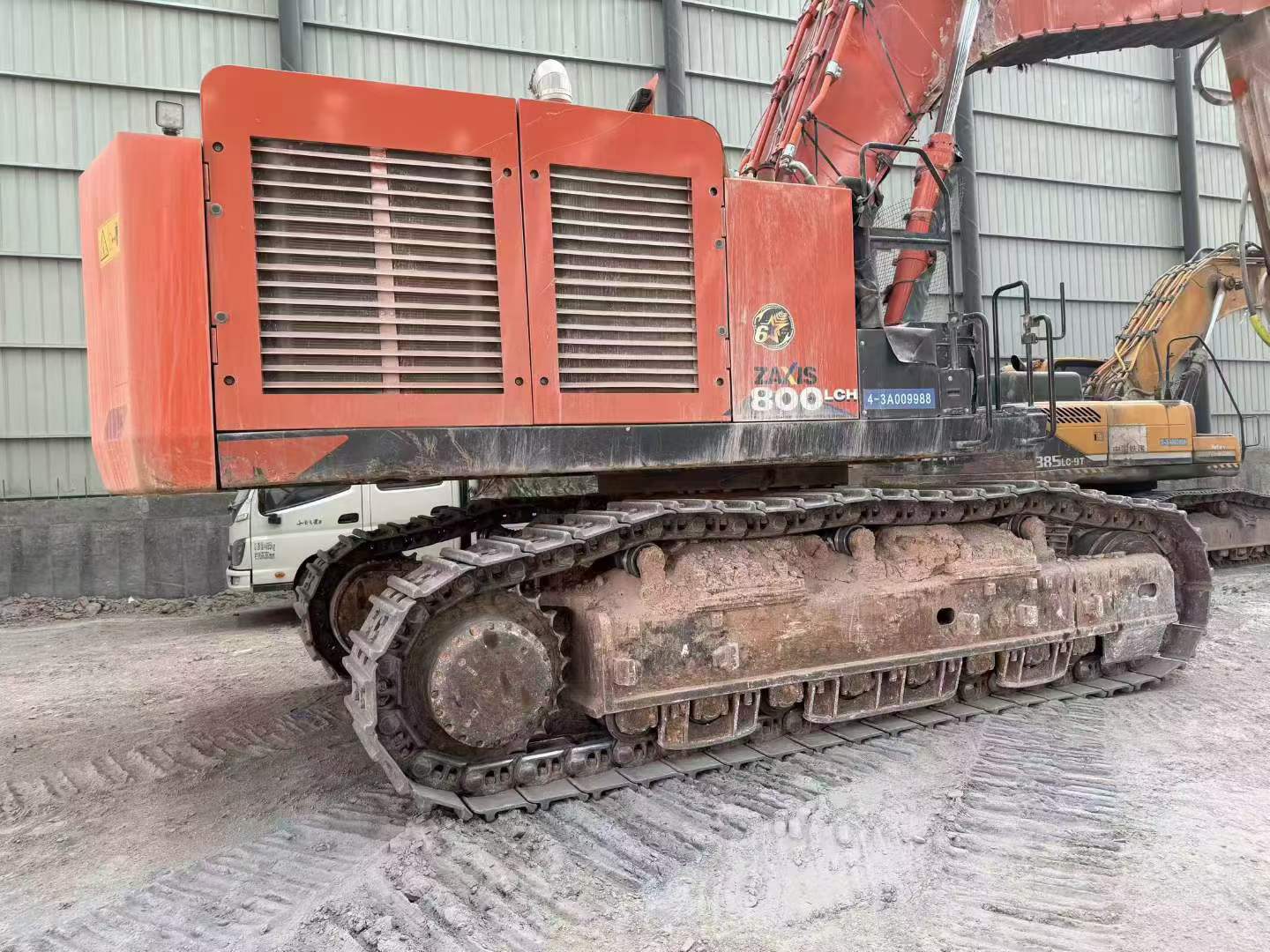 Buy Hitachi Used Excavator / 2