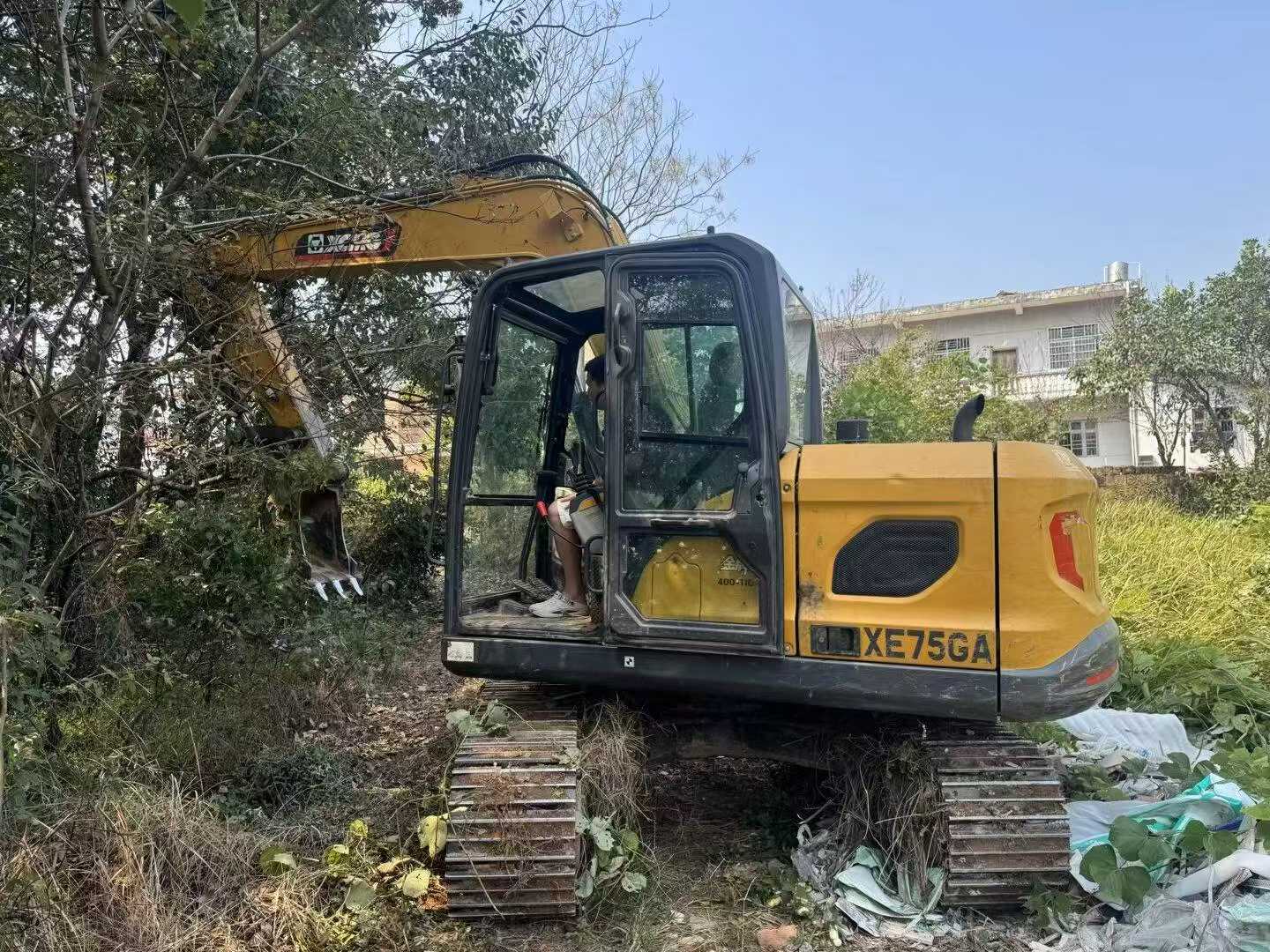 شراء XCMG XE75C مستعمل حفارة