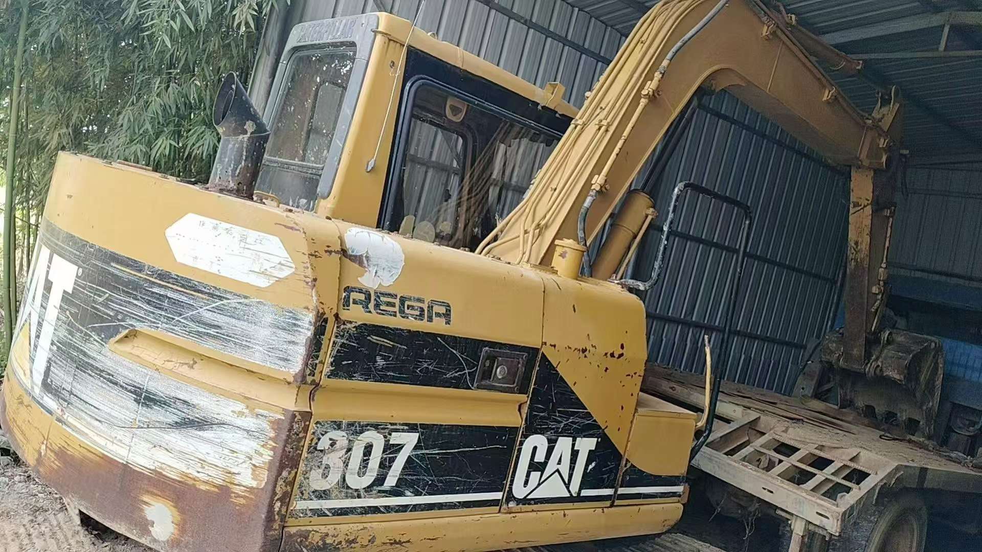 Buy Caterpillar 307B Used Excavator / 2