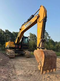 Buy Sany SY205H Used Excavator / 3 Buy Sany SY205H Used Excavator / 3