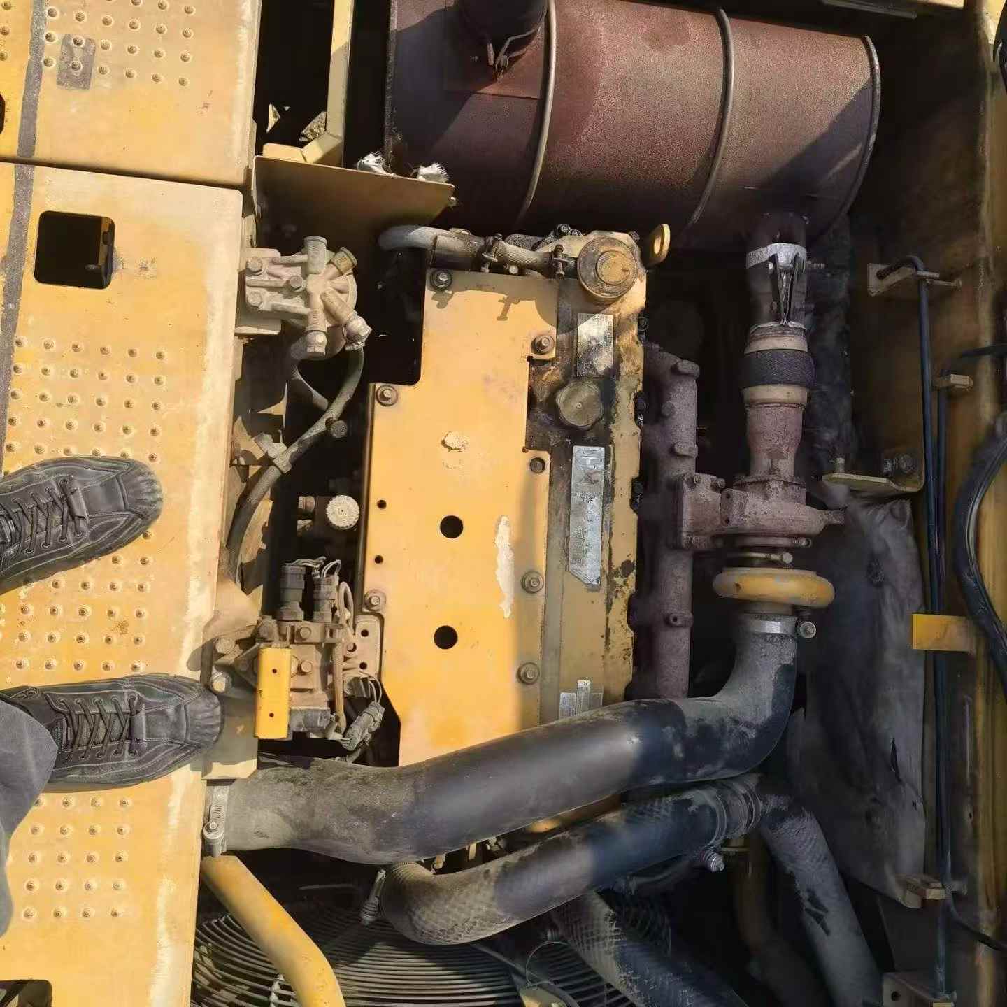 Buy Caterpillar 320D Used Excavator / 5