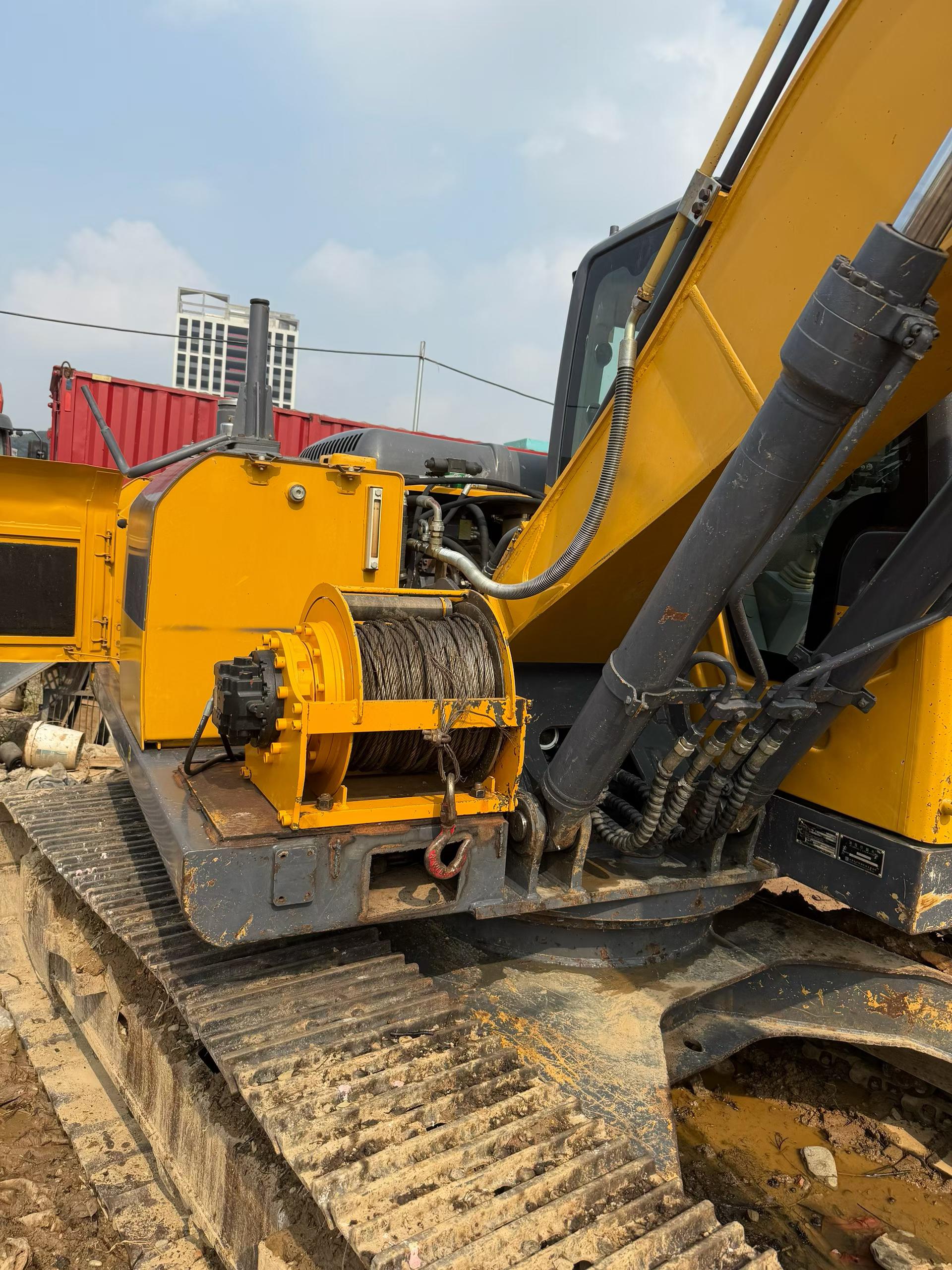 Buy XCMG XE135B Used Excavator / 3
