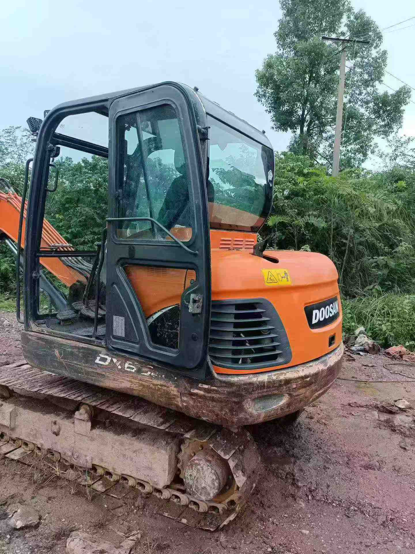 Buy Doosan DX60 Used Excavator / 2