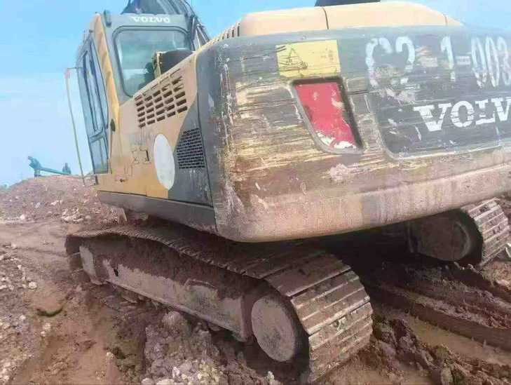 Buy Volvo EC240 Used Excavator / 1