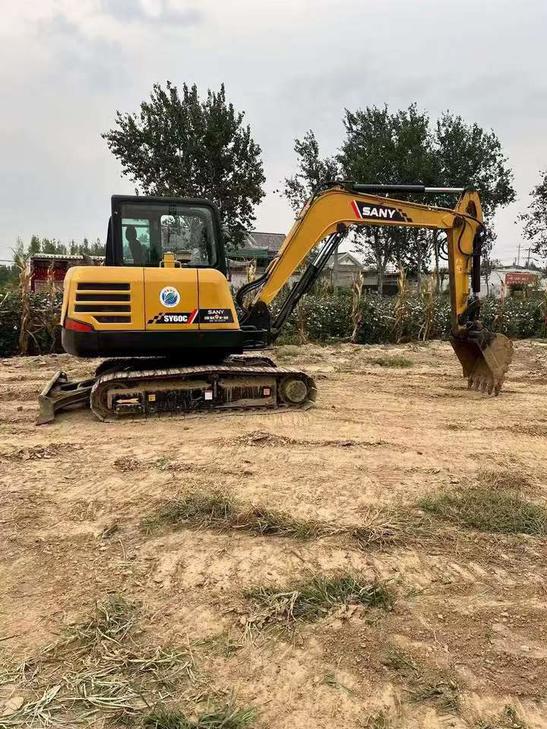 Buy Sany SY55 Used Excavator / 1