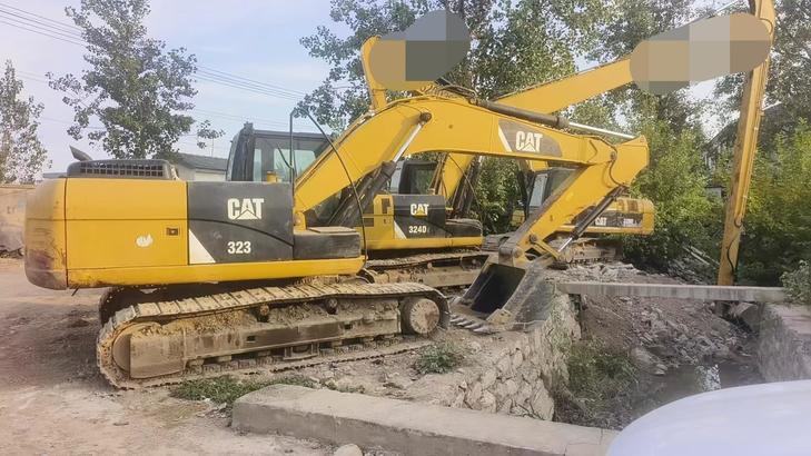 Buy Caterpillar 320D Used Excavator / 1