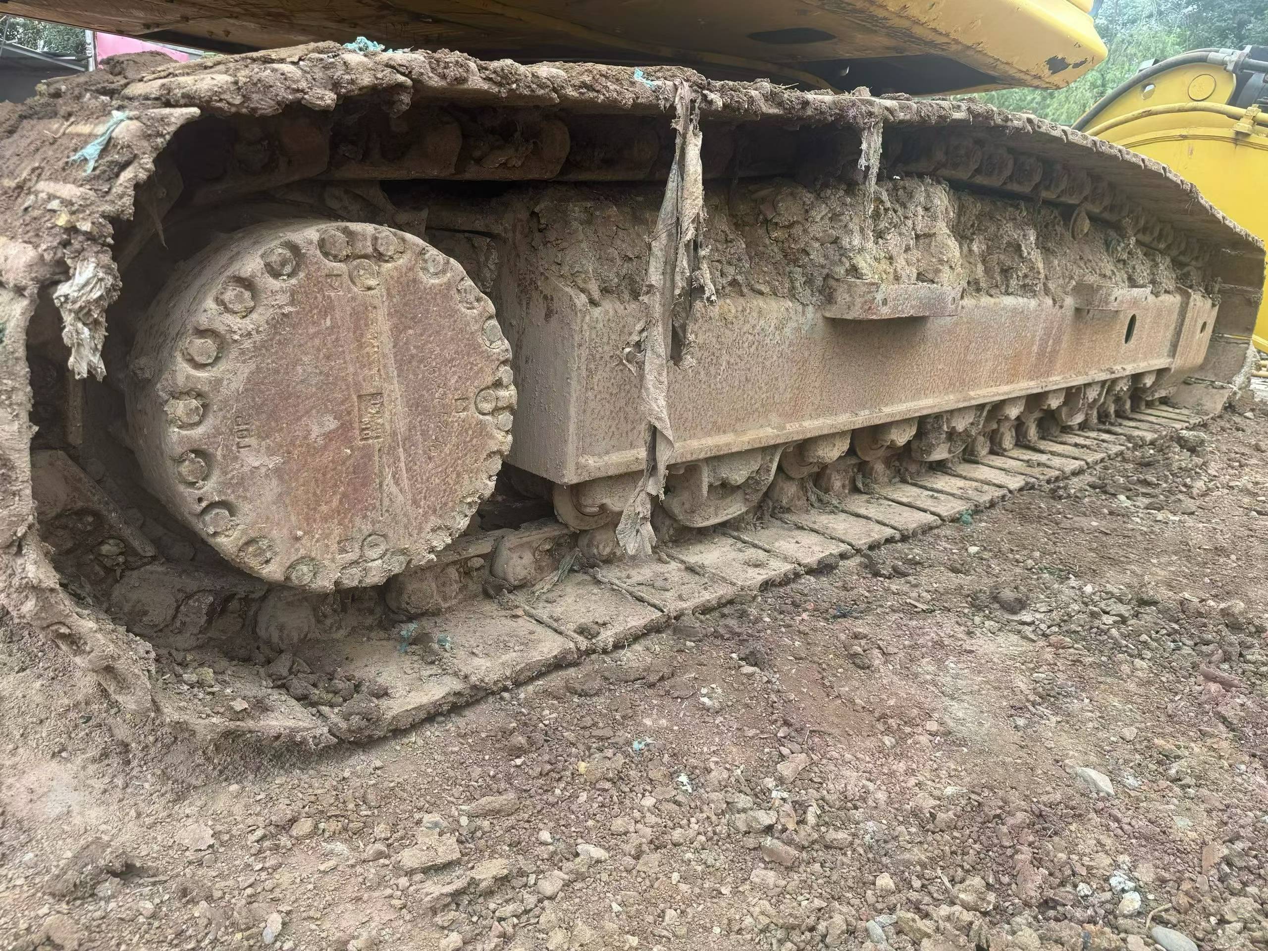شراء حفارة Komatsu PC240-6 مستعملة / 9