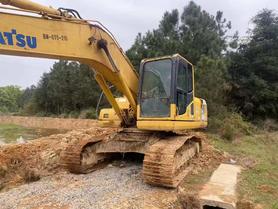 Buy Komatsu PC200 Used Excavator / 4 Buy Komatsu PC200 Used Excavator / 4