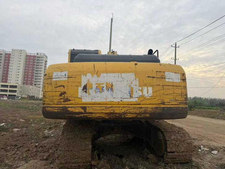 Buy Komatsu PC200-8 Used Excavator / 1