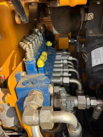 Buy Sany SY60 Used Excavator / 9 Buy Sany SY60 Used Excavator / 9