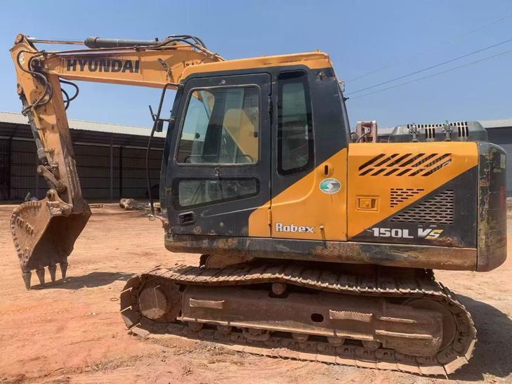 Buy Hyundai R110VS Used Excavator / 1