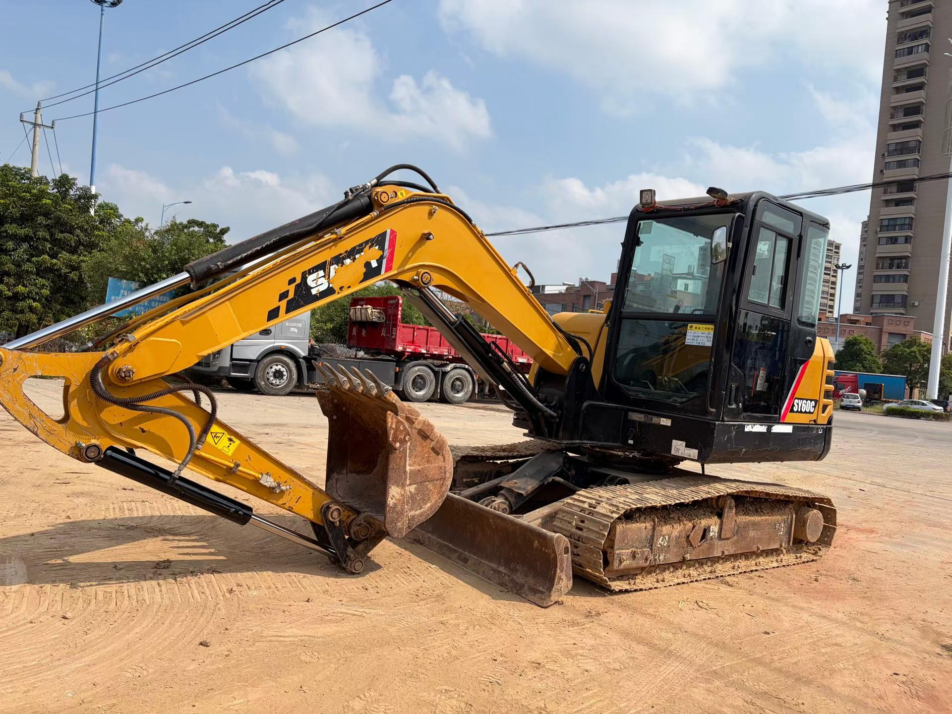 Buy Sany SY60 Used Excavator / 8