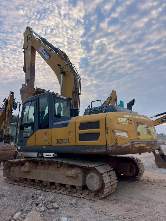 Buy XCMG XE200DA Used Excavator / 1