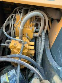 Buy Hyundai R215VS Used Excavator / 8 Buy Hyundai R215VS Used Excavator / 8
