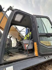 Buy XCMG XE400T Used Excavator / 9 Buy XCMG XE400T Used Excavator / 9